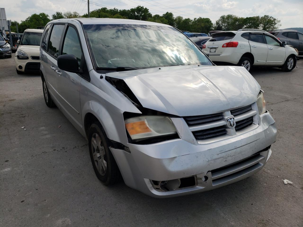 DODGE GRAND CARA 2009 with VIN 2D8HN44E59R620669 - Photo from auction
