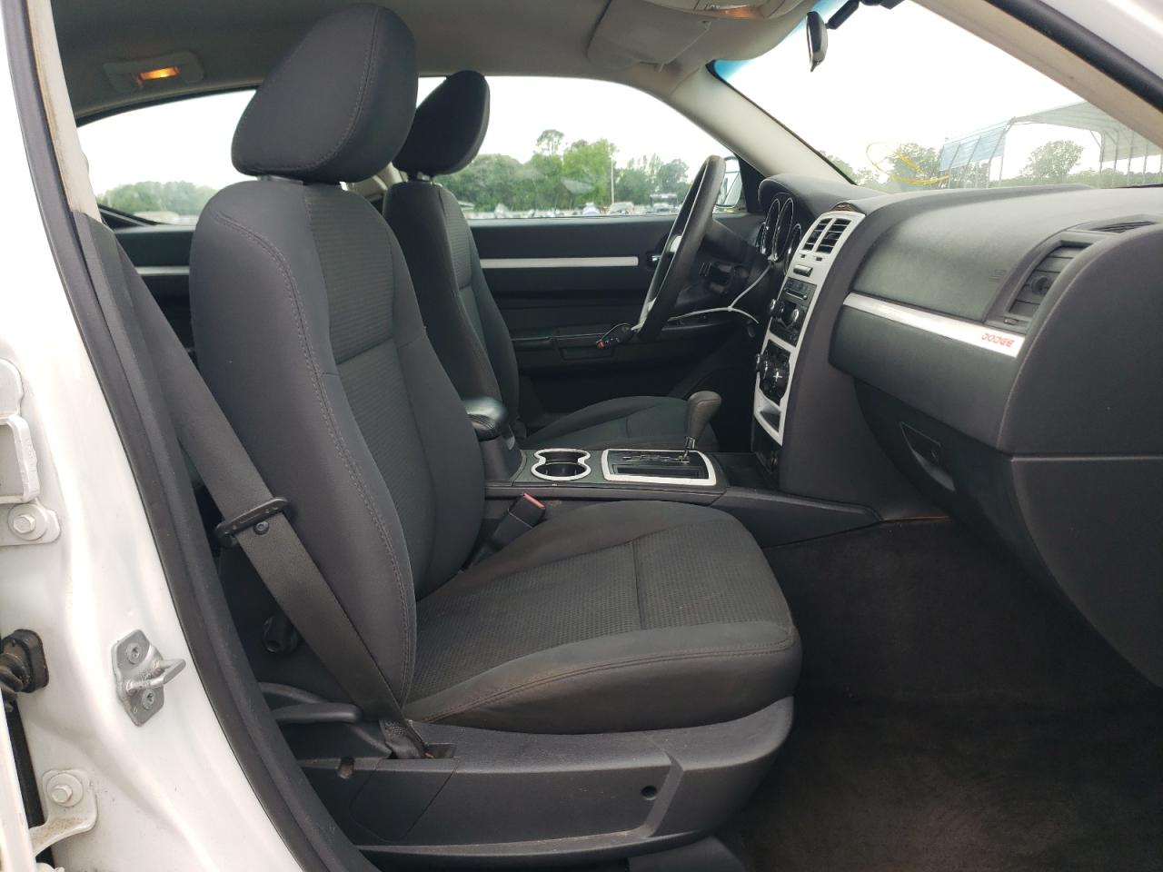 Zdjęcie 5 z aukcji – 2010 DODGE CHARGER SX z VIN 2B3CA3CV0AH285364
