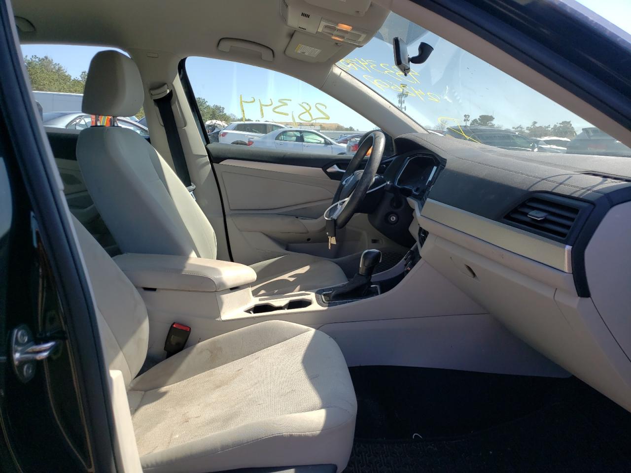 Photo 9 from auction – 2019 VOLKSWAGEN JETTA S with VIN 3VWCB7BU0KM242607