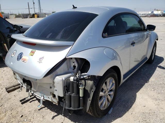 Photo 4 from auction – 2014 VOLKSWAGEN BEETLE with VIN 3VWFP7AT6EM610221