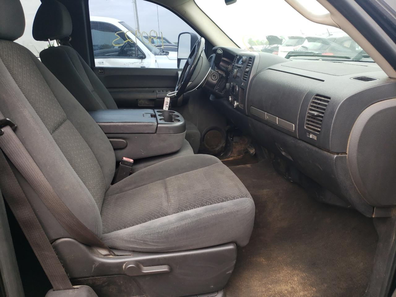 Photo 5 from auction – 2007 CHEVROLET SILVERADO with VIN 1GCHK29K27E507640