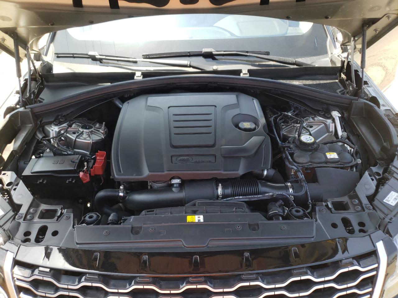 Photo 7 from auction – 2018 LAND ROVER RANGE ROVE with VIN SALYB2RX9JA737761