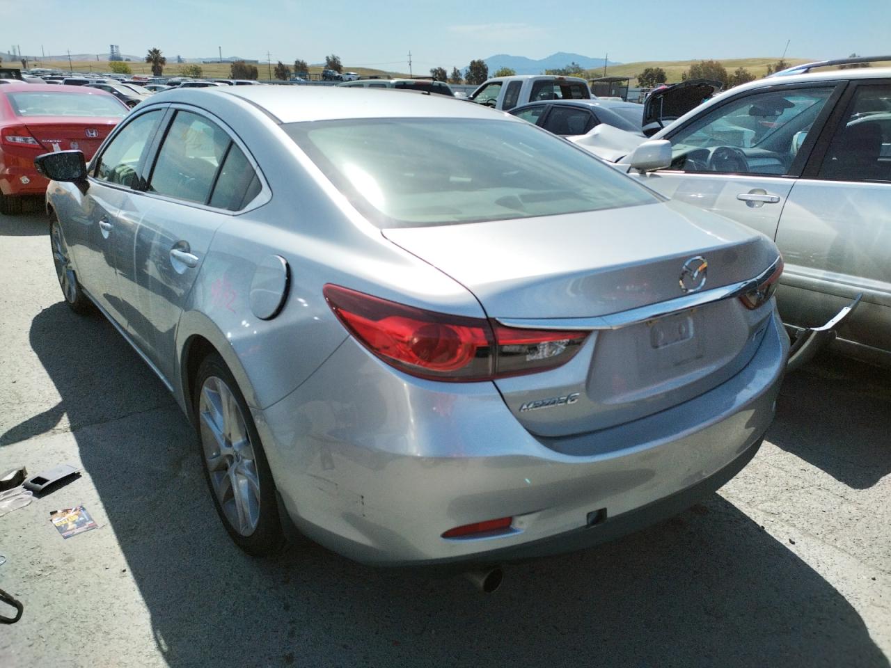 Photo 3 from auction – 2016 MAZDA 6 TOURING with VIN JM1GJ1V5XG1430774
