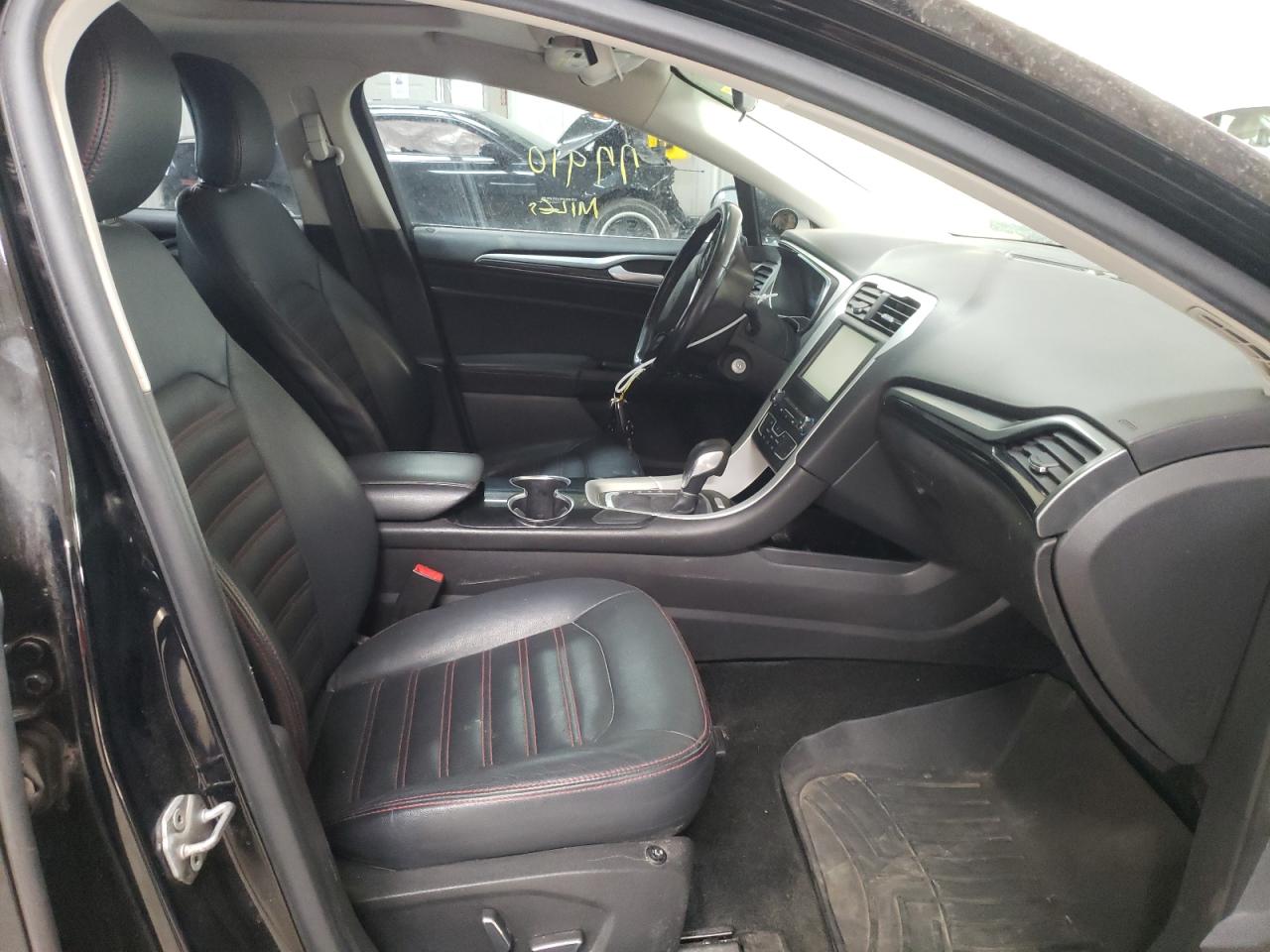 Photo 5 from auction – 2016 FORD FUSION SE with VIN 3FA6P0H99GR312164