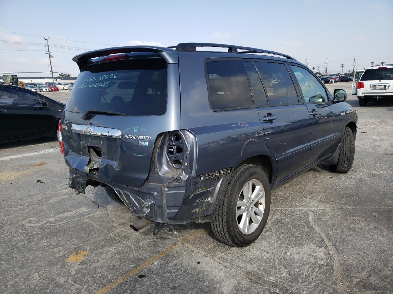 Photo 4 from auction – 2006 TOYOTA HIGHLANDER with VIN JTEDW21A760008720