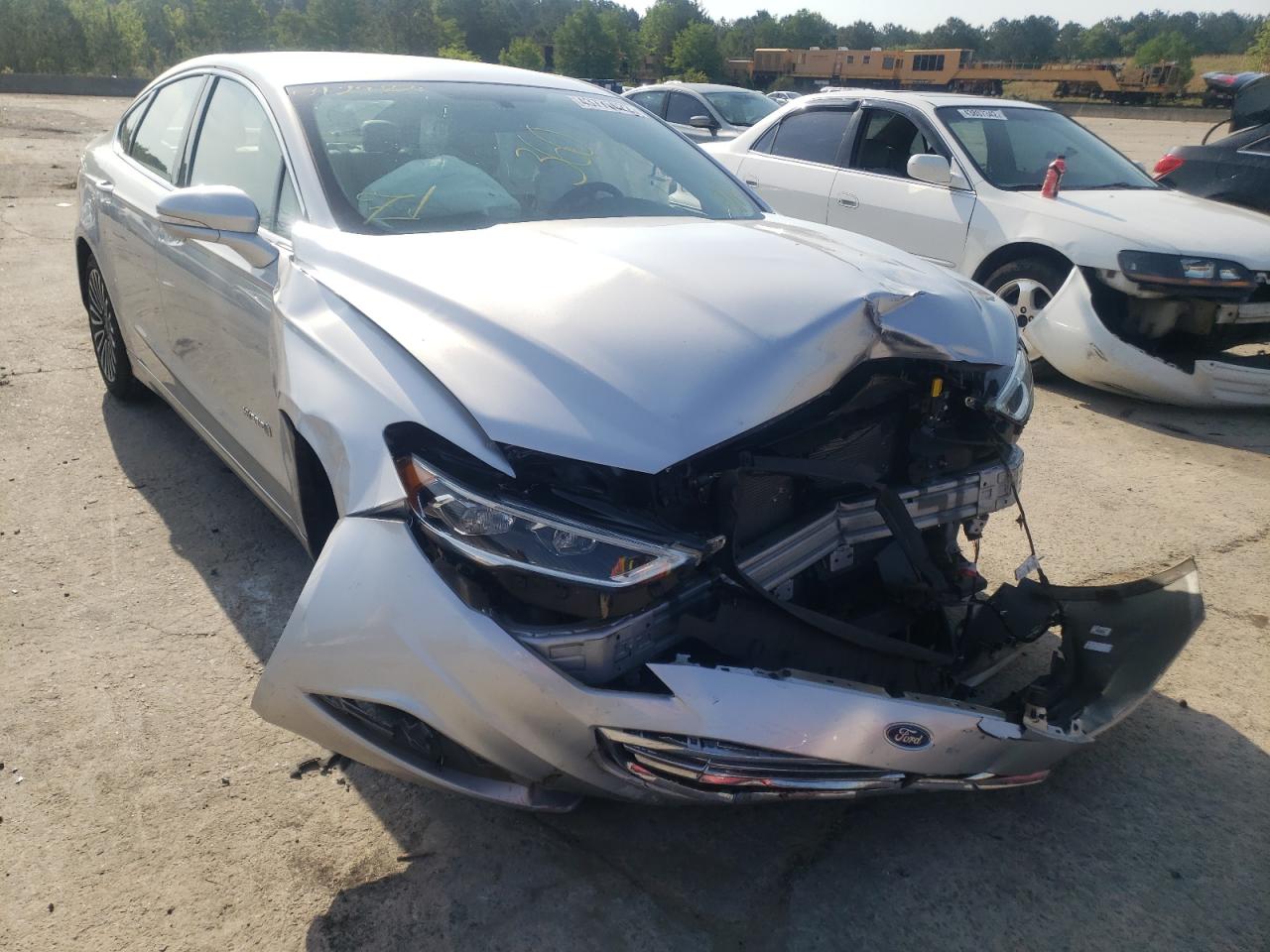 FORD FUSION TIT 2018 with VIN 3FA6P0RU1JR246705 - Photo from auction