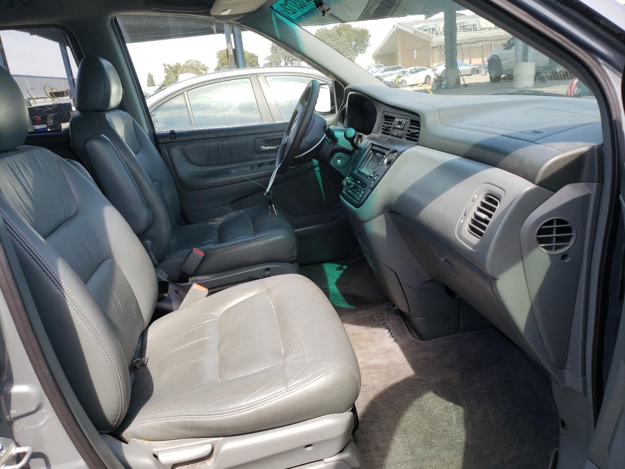 Photo 5 from auction – 2002 HONDA ODYSSEY EX with VIN 2HKRL18782H508194