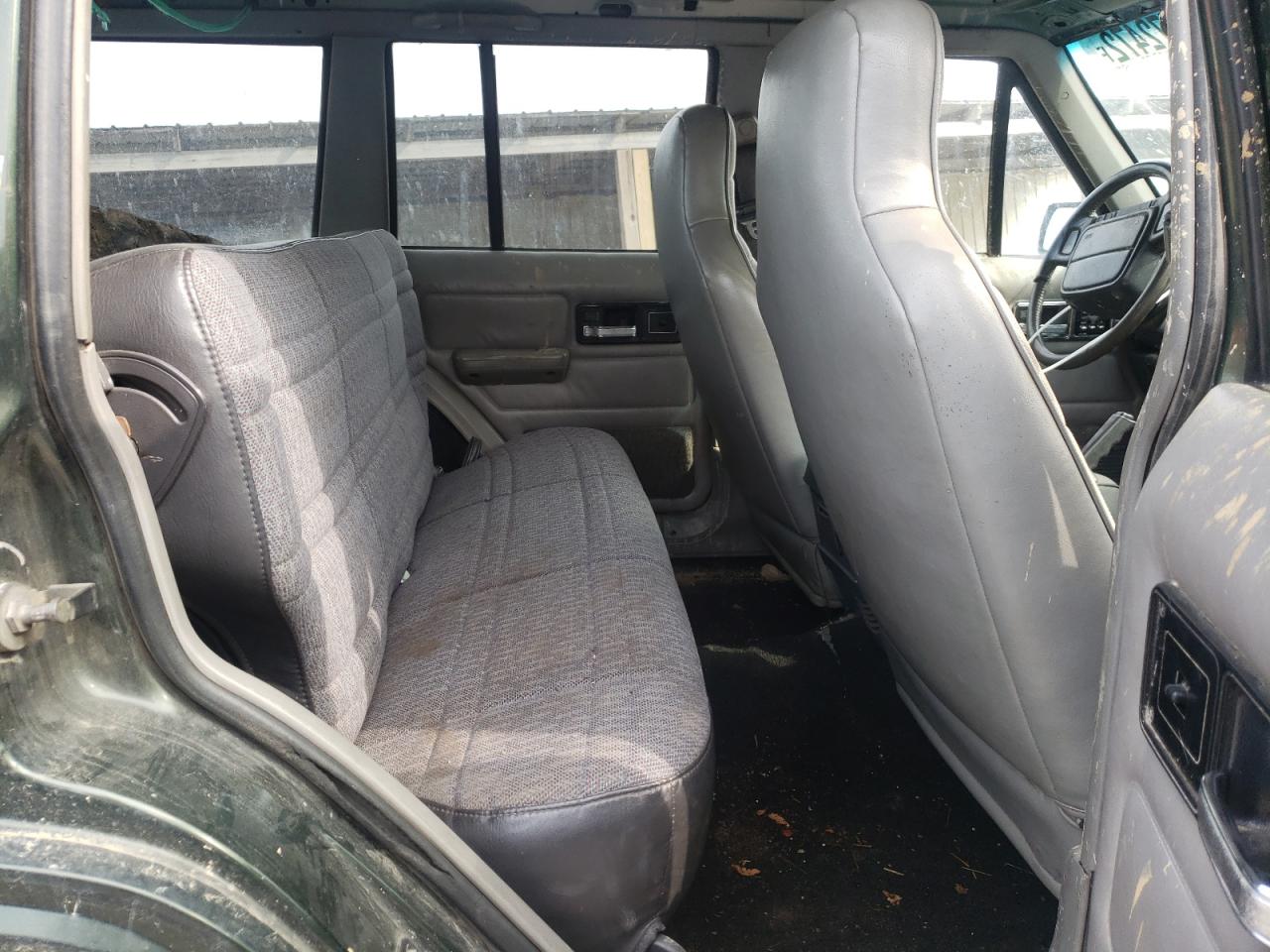Photo 6 from auction – 1995 JEEP CHEROKEE S with VIN 1J4FJ68S6SL522238