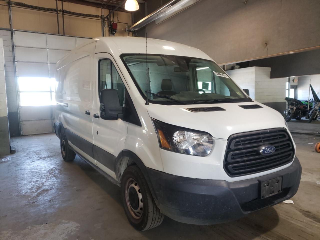 FORD TRANSIT T- 2019 with VIN 1FTYR2CM4KKB08227 - Photo from auction