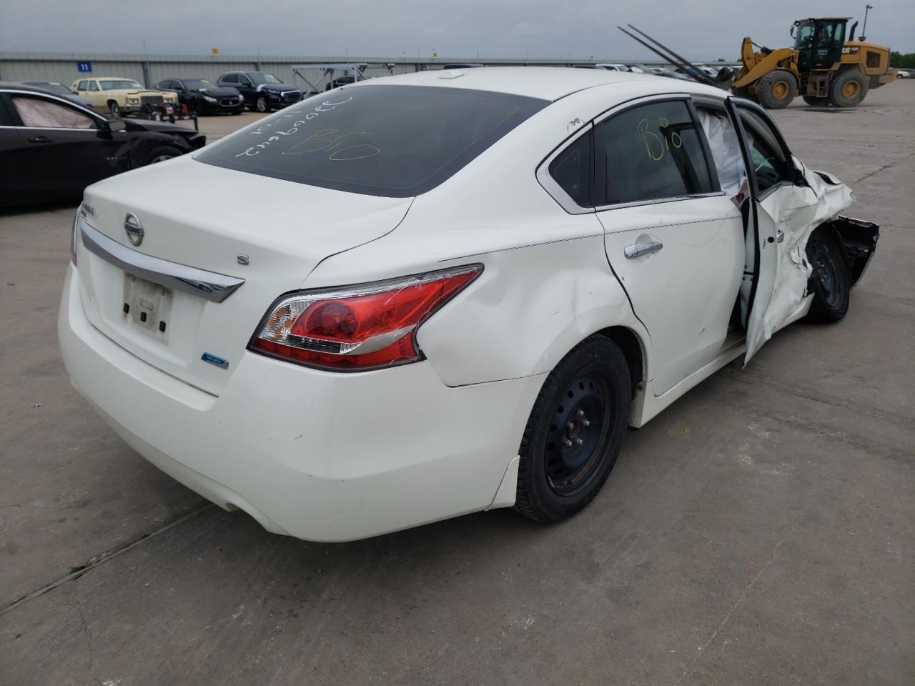 Photo 4 from auction – 2014 NISSAN ALTIMA 2.5 with VIN 1N4AL3AP0EN363696