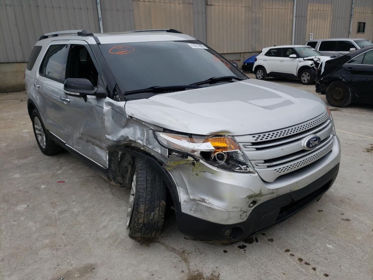 FORD EXPLORER X 2014 with VIN 1FM5K8D83EGA21935 - Photo from auction