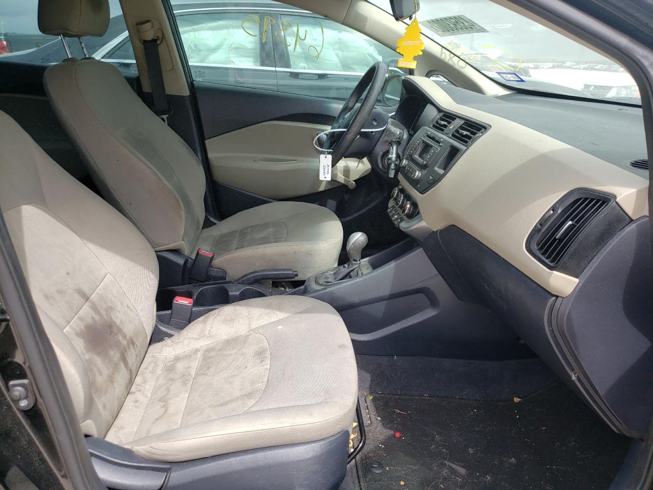 Photo 5 from auction – 2015 KIA RIO LX with VIN KNADM4A30F6527089