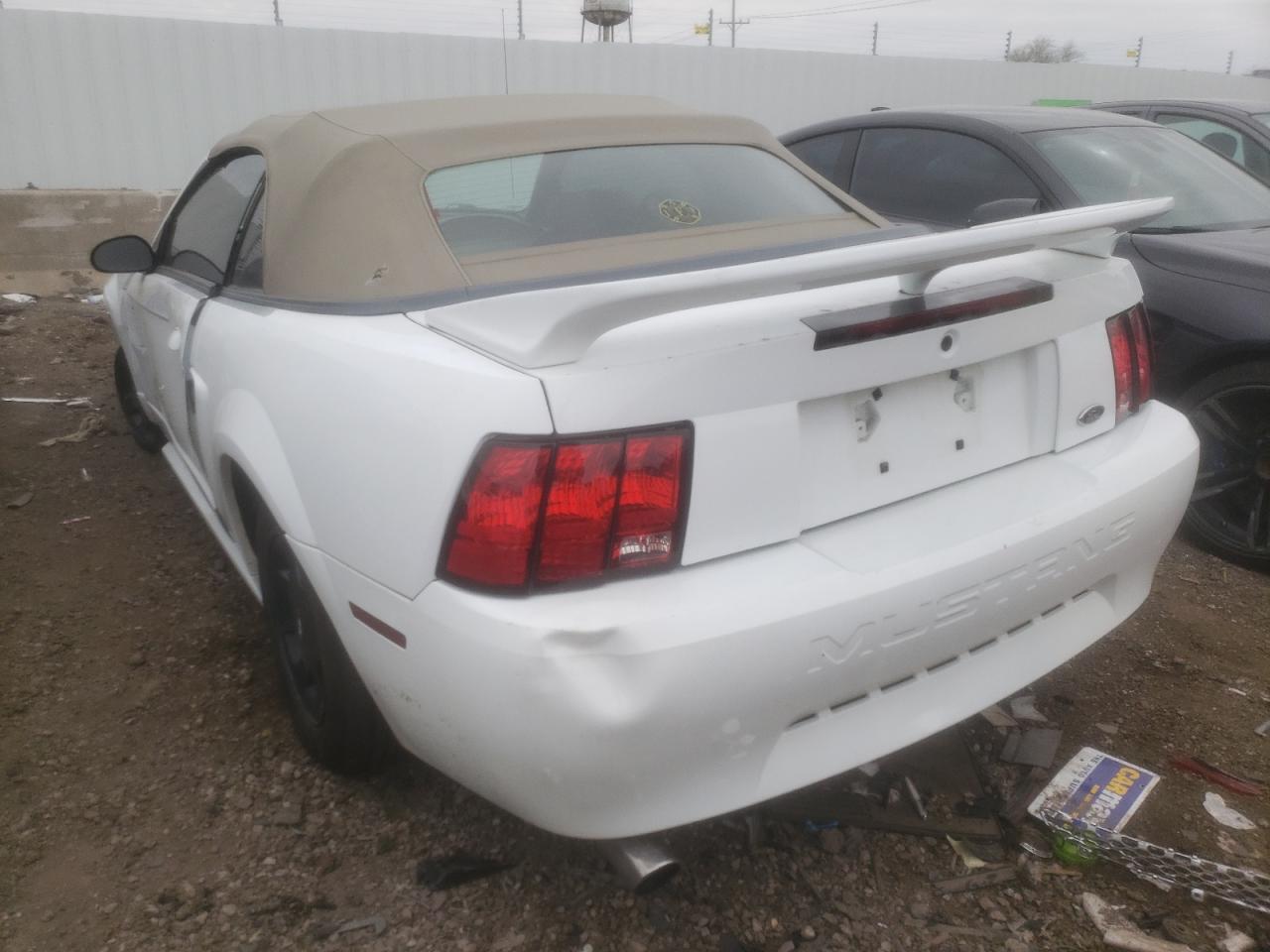 Photo 3 from auction – 2000 FORD MUSTANG with VIN 1FAFP4440YF294184