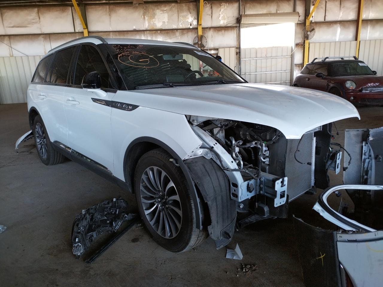 Photo 1 from auction – 2020 LINCOLN AVIATOR RE with VIN 5LM5J7WC2LGL35598