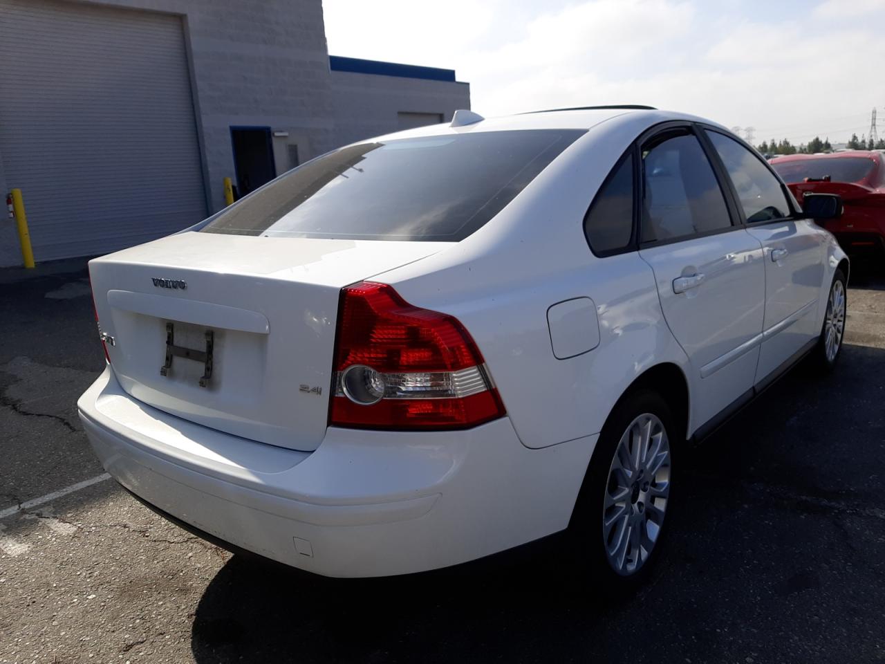 Photo 4 from auction – 2005 VOLVO S40 2.4I with VIN YV1MS390952115556
