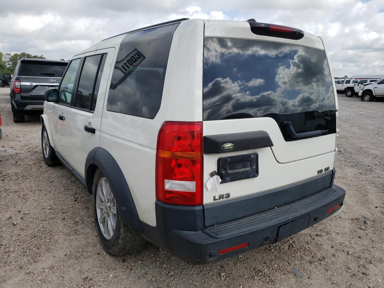 Photo 3 from auction – 2008 LAND ROVER LR3 SE with VIN SALAE254X8A490734