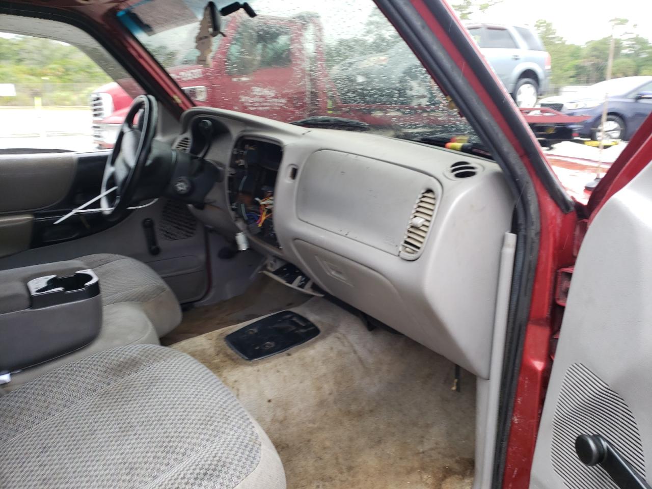 Photo 9 from auction – 1998 FORD RANGER with VIN 1FTYR10CXWUA36305