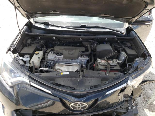 Photo 7 from auction – 2017 TOYOTA RAV4 XLE with VIN 2T3WFREV2HW393346