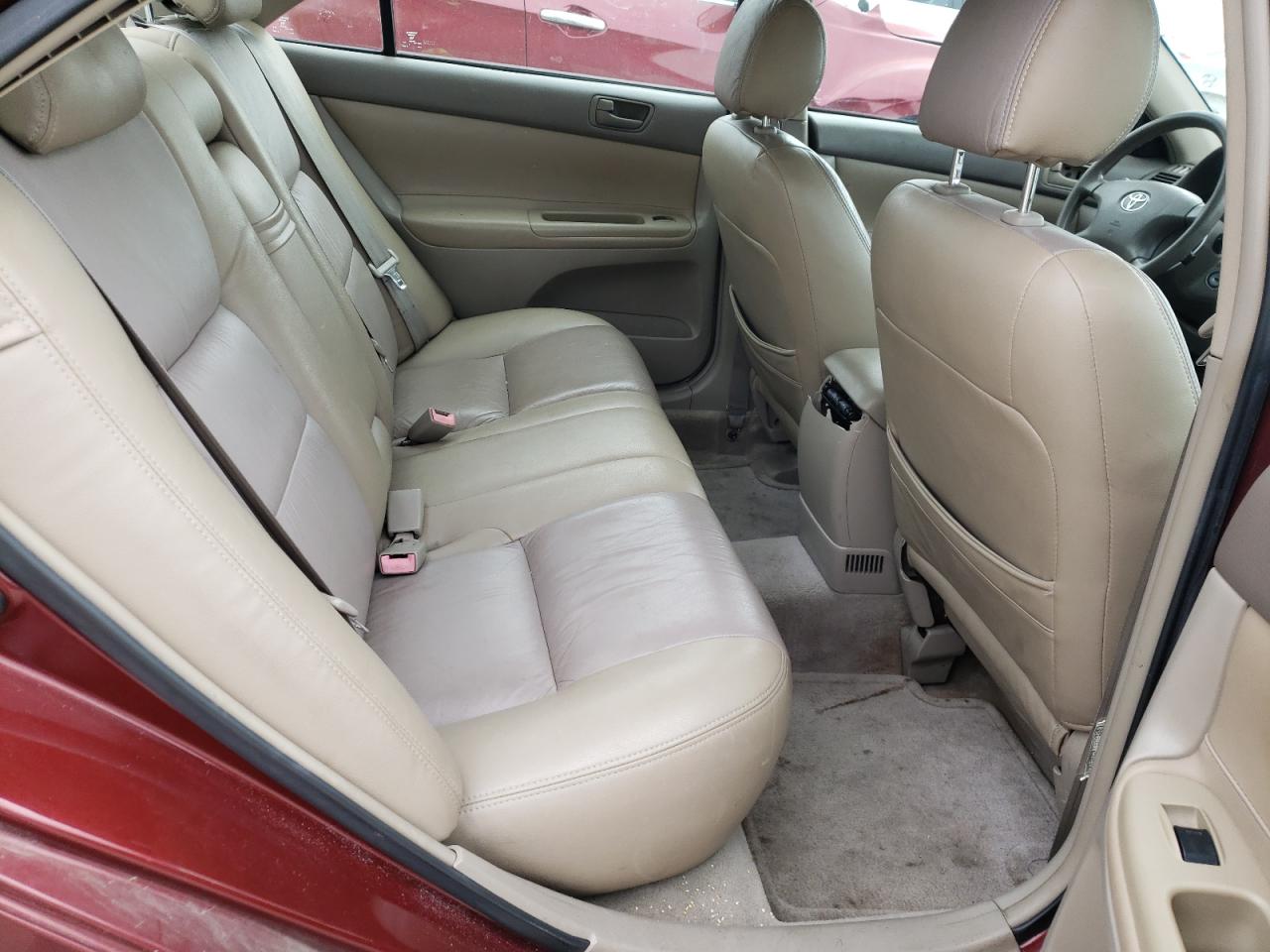 Photo 6 from auction – 2002 TOYOTA CAMRY LE with VIN 4T1BE32K32U014637