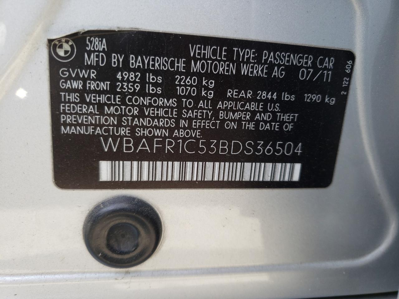 Photo 10 from auction – 2011 BMW 528 I with VIN WBAFR1C53BDS36504