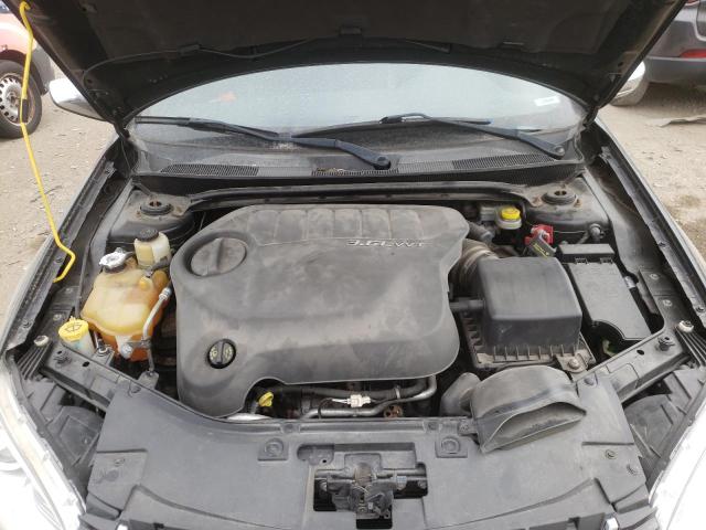 Photo 7 from auction – 2012 CHRYSLER 200 LIMITE with VIN 1C3CCBCGXCN327137