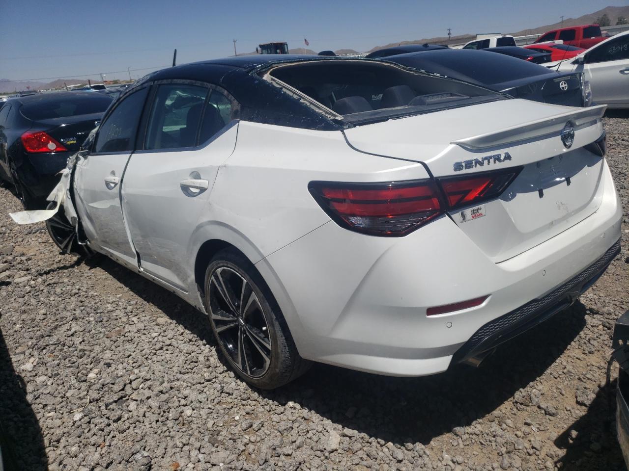 Photo 3 from auction – 2020 NISSAN SENTRA SR with VIN 3N1AB8DVXLY287749