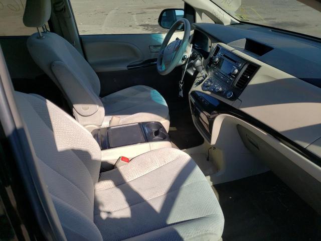 Photo 5 from auction – 2012 TOYOTA SIENNA LE with VIN 5TDKK3DCXCS223012