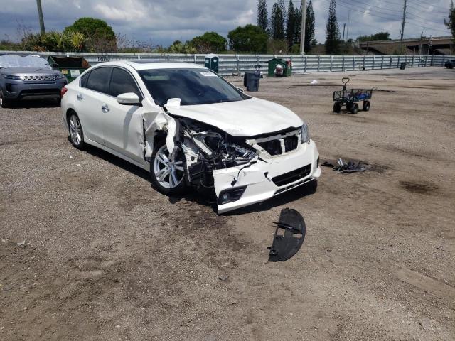 NISSAN ALTIMA 3.5 2017 with VIN 1N4BL3AP5HC182856 - Photo from auction