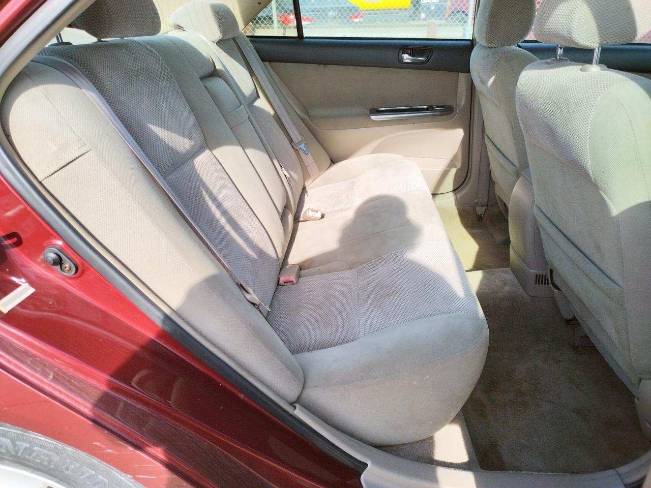 Photo 6 from auction – 2003 TOYOTA CAMRY LE with VIN 4T1BE32K93U155391