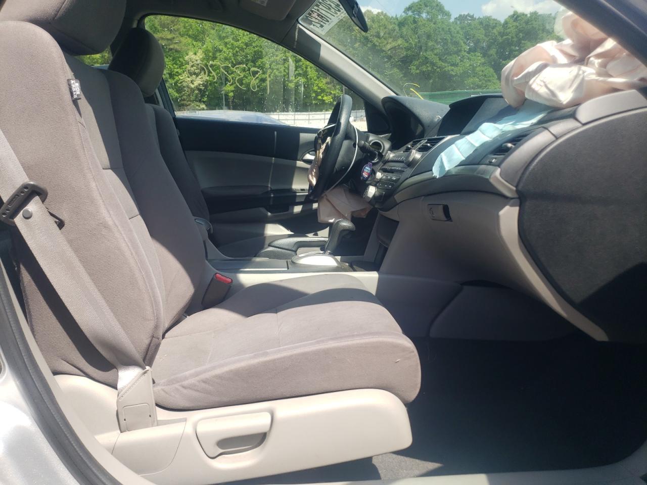 Photo 5 from auction – 2011 HONDA ACCORD LX with VIN 1HGCP2F32BA110245