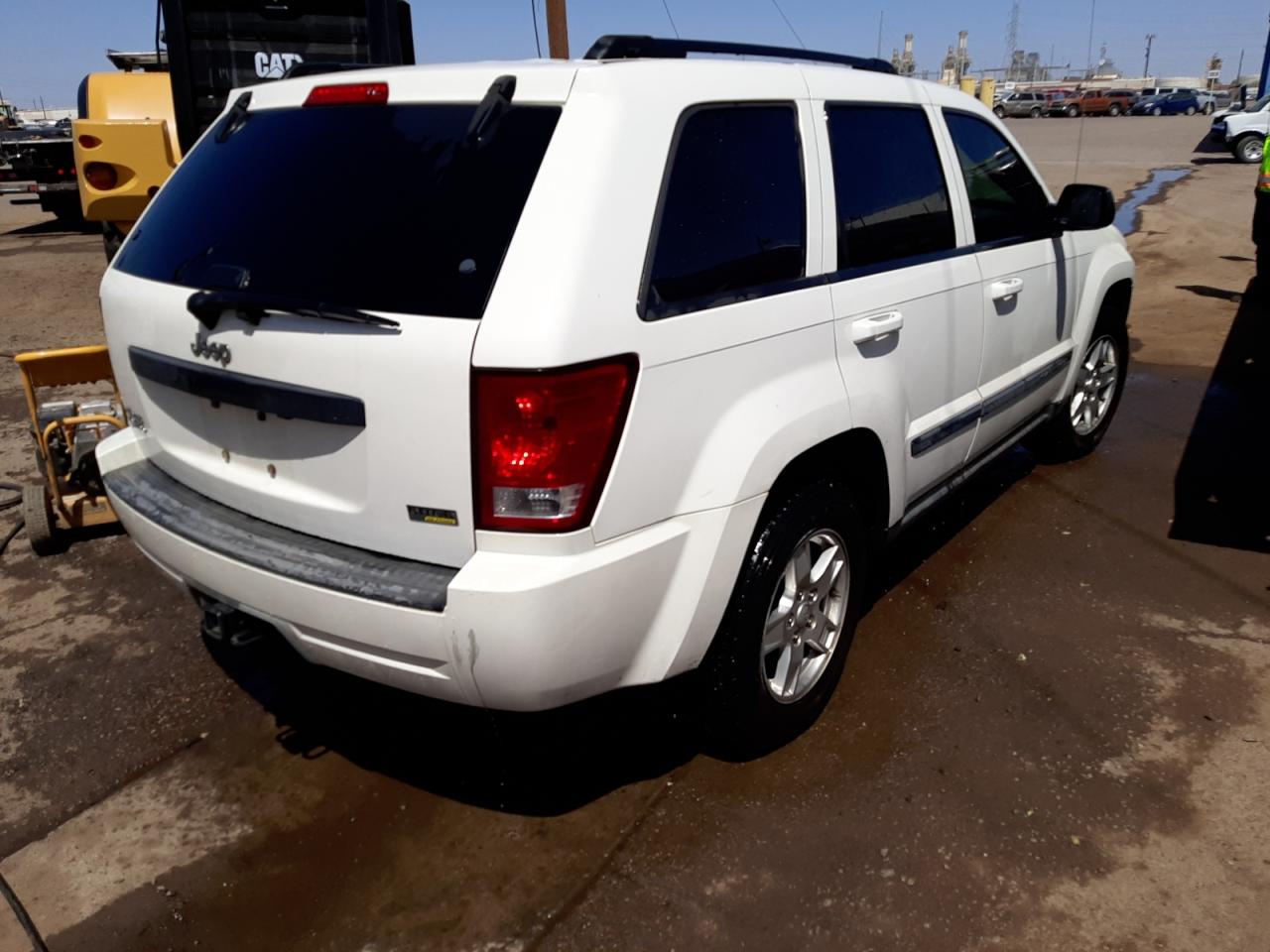 Photo 4 from auction – 2007 JEEP GRAND CHER with VIN 1J8HR48P17C577235