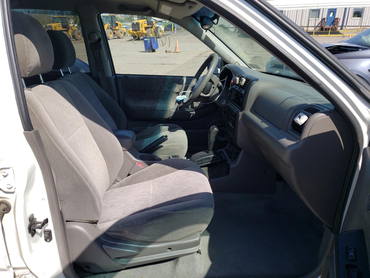 Photo 5 from auction – 2003 ISUZU RODEO S with VIN 4S2DM58W234308350