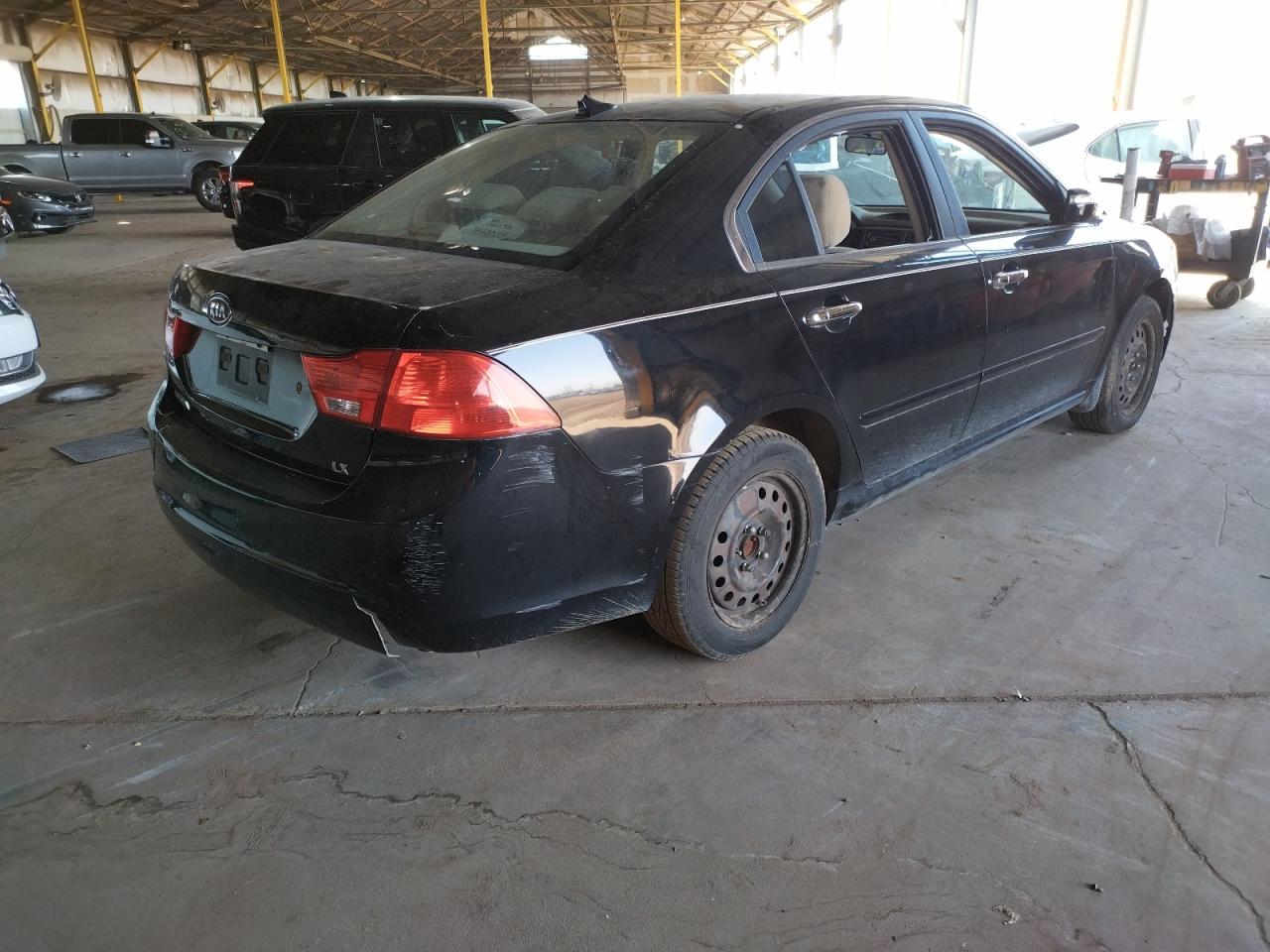 Photo 4 from auction – 2009 KIA OPTIMA LX with VIN KNAGE228795326227