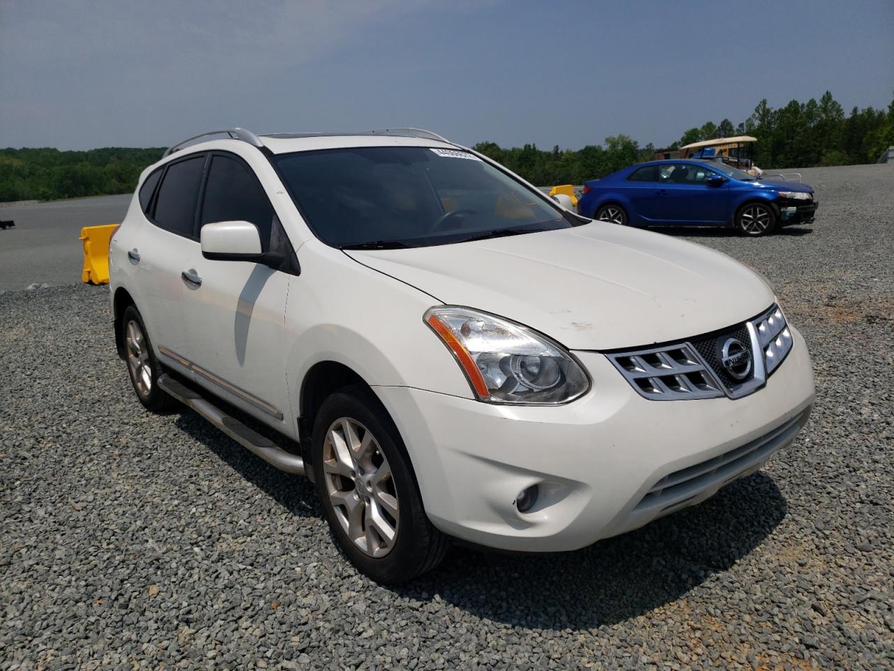 NISSAN ROGUE S 2011 with VIN JN8AS5MV8BW285861 - Photo from auction
