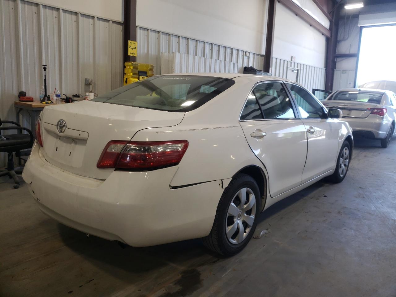 Photo 4 from auction – 2008 TOYOTA CAMRY CE with VIN 4T1BE46K08U757569