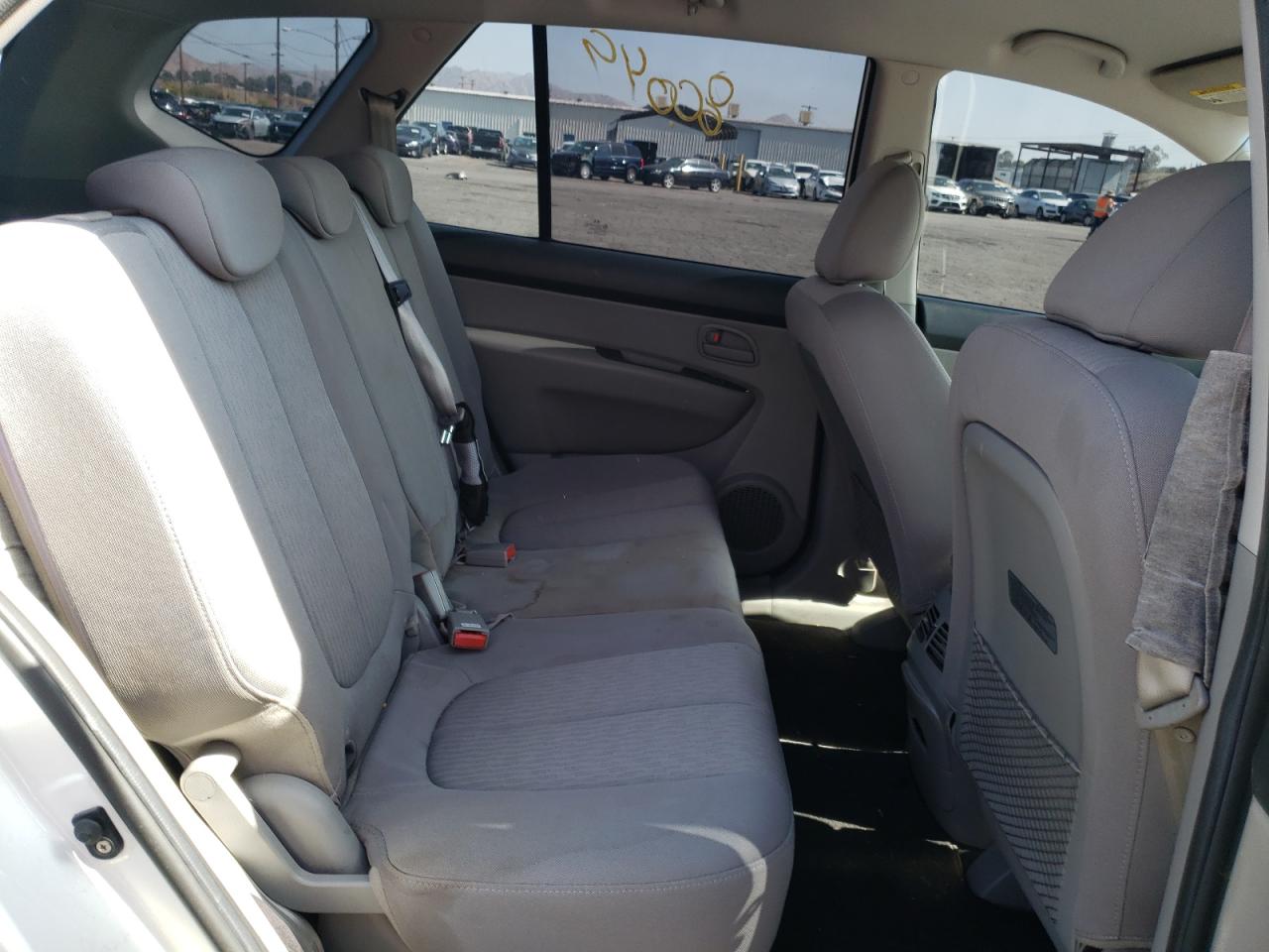 Photo 6 from auction – 2008 KIA RONDO BASE with VIN KNAFG525387199251