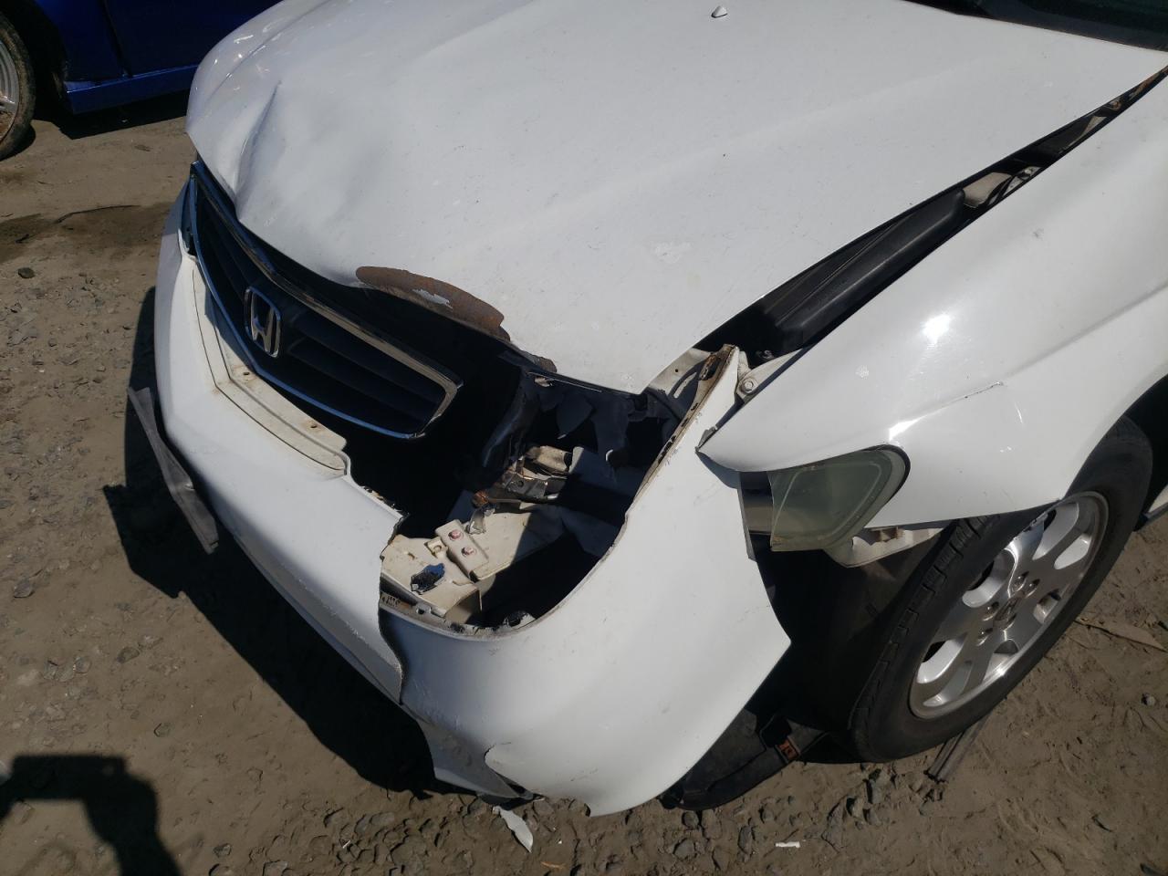 Photo 9 from auction – 2004 HONDA ODYSSEY EX with VIN 5FNRL18044B001443