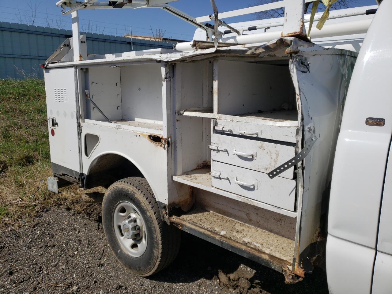 Photo 9 from auction – 2005 CHEVROLET 2500 HD with VIN 1GBHC24U65E153404