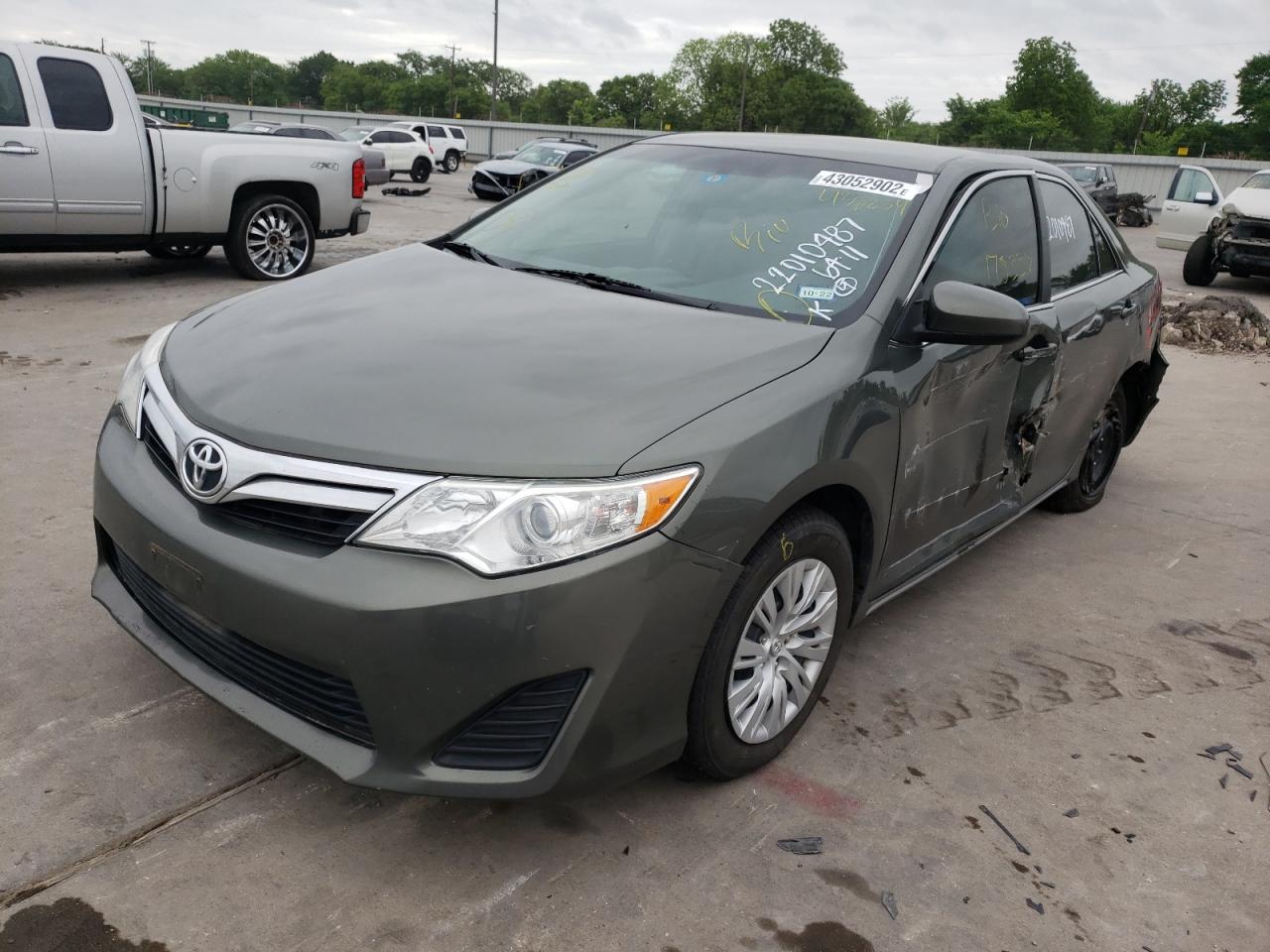 Photo 2 from auction – 2014 TOYOTA CAMRY L with VIN 4T4BF1FK0ER438234