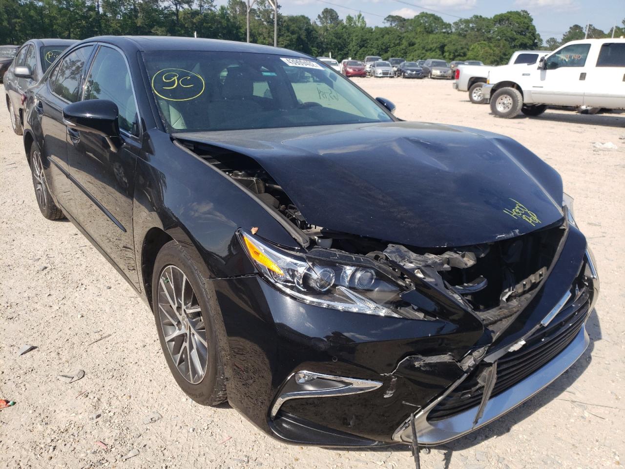 LEXUS ES 350 2016 with VIN 58ABK1GG0GU032689 - Photo from auction