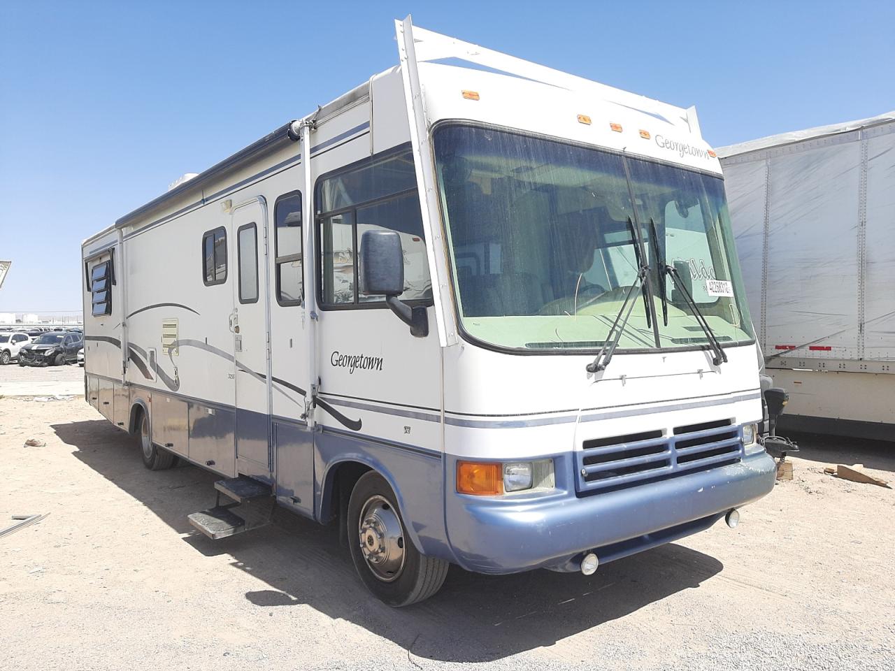 FORD F550 SUPER 2000 with VIN 3FCMF53S6XJA38397 - Photo from auction