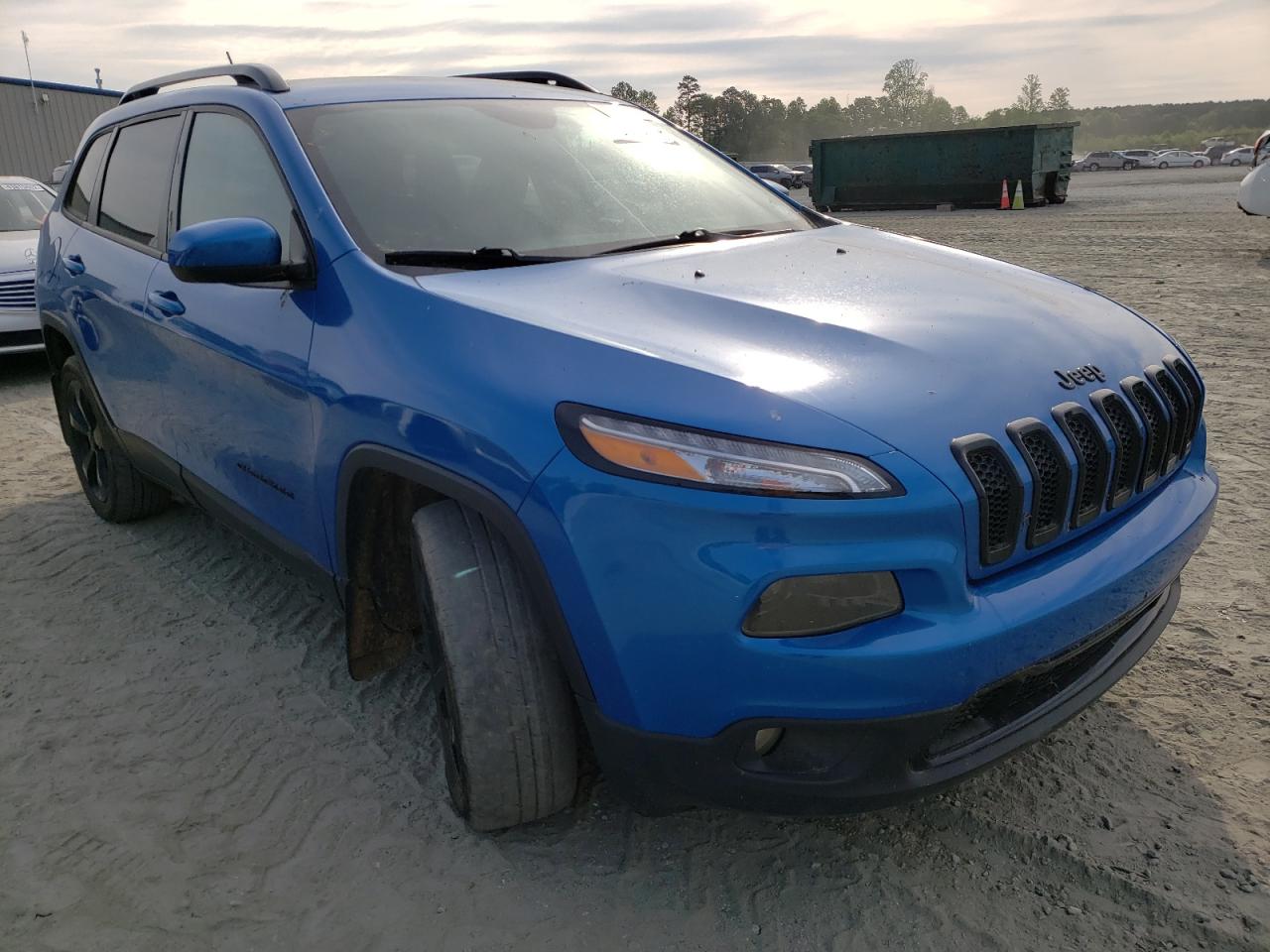 Photo 1 from auction – 2018 JEEP CHEROKEE L with VIN 1C4PJLCB7JD558769