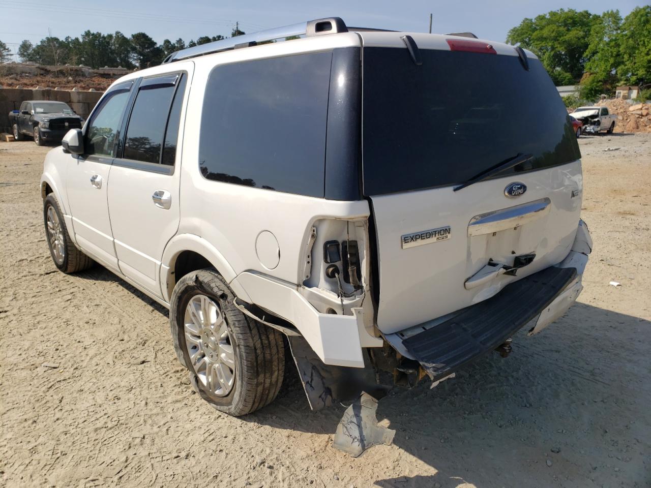 Photo 3 from auction – 2011 FORD EXPEDITION with VIN 1FMJU2A58BEF25646