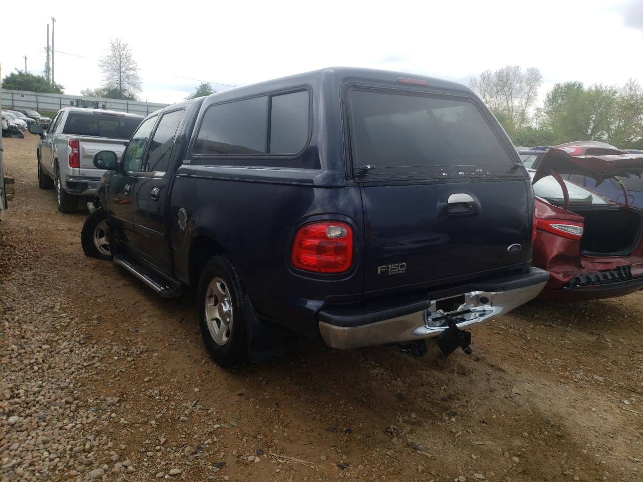Photo 3 from auction – 2001 FORD F150 SUPER with VIN 1FTRW07641KC26547