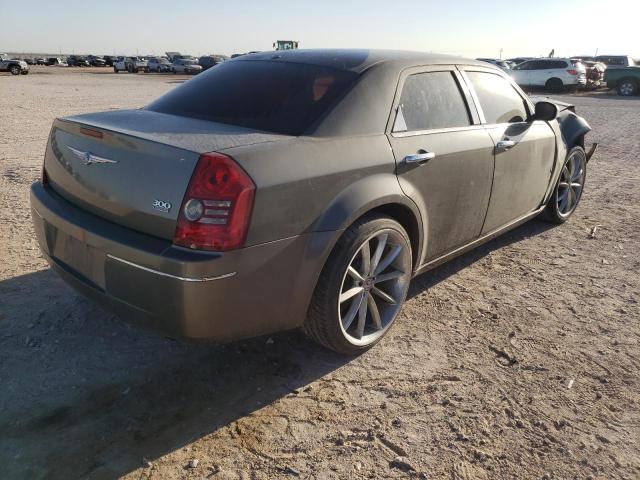 Photo 4 from auction – 2010 CHRYSLER 300 TOURIN with VIN 2C3CA4CD3AH101566