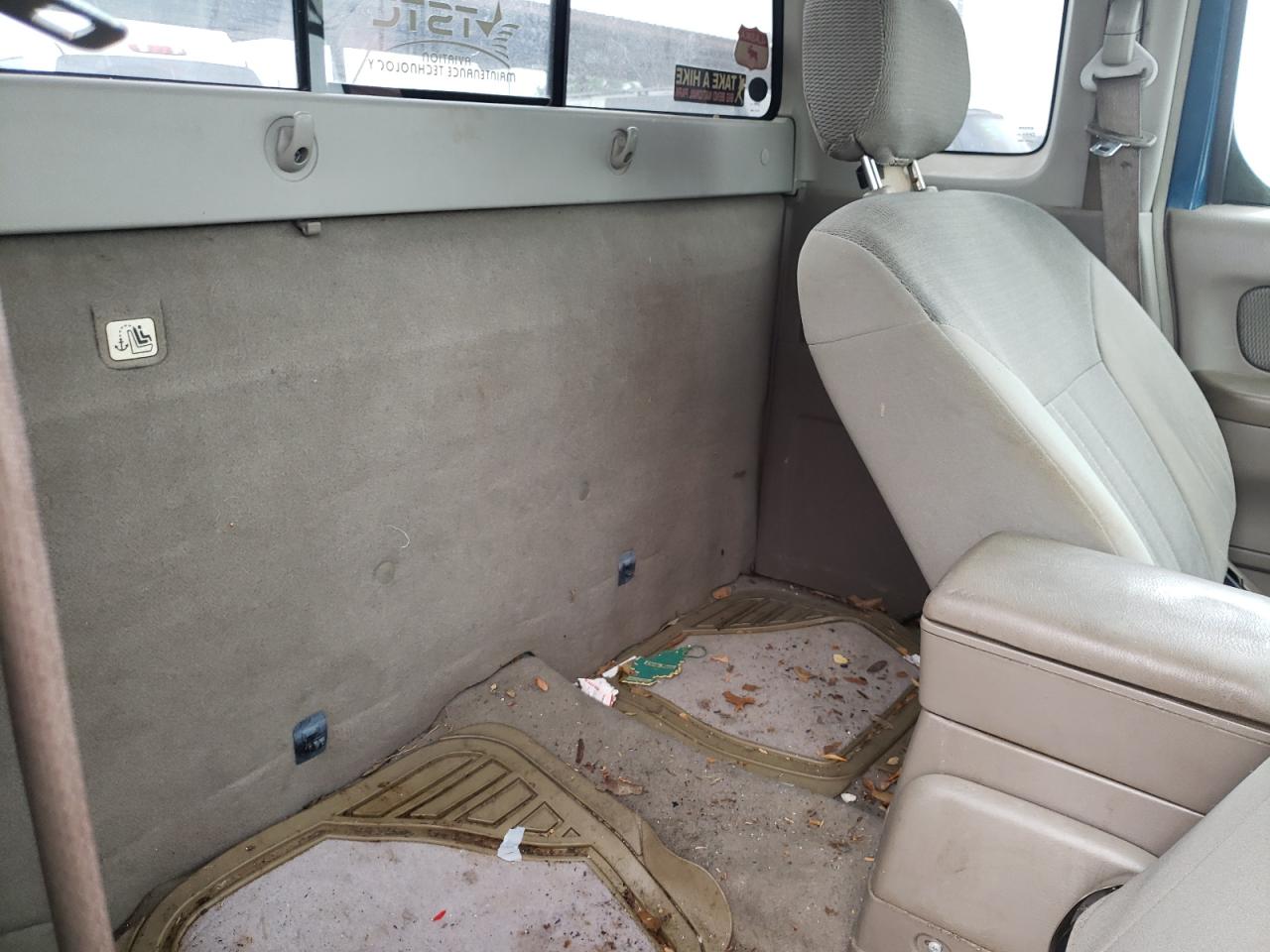 Photo 6 from auction – 2004 NISSAN FRONTIER K with VIN 1N6DD26T44C471914