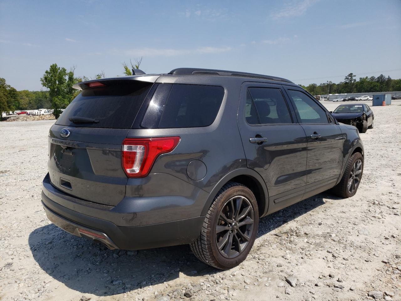 Photo 4 from auction – 2017 FORD EXPLORER X with VIN 1FM5K7D88HGE18748