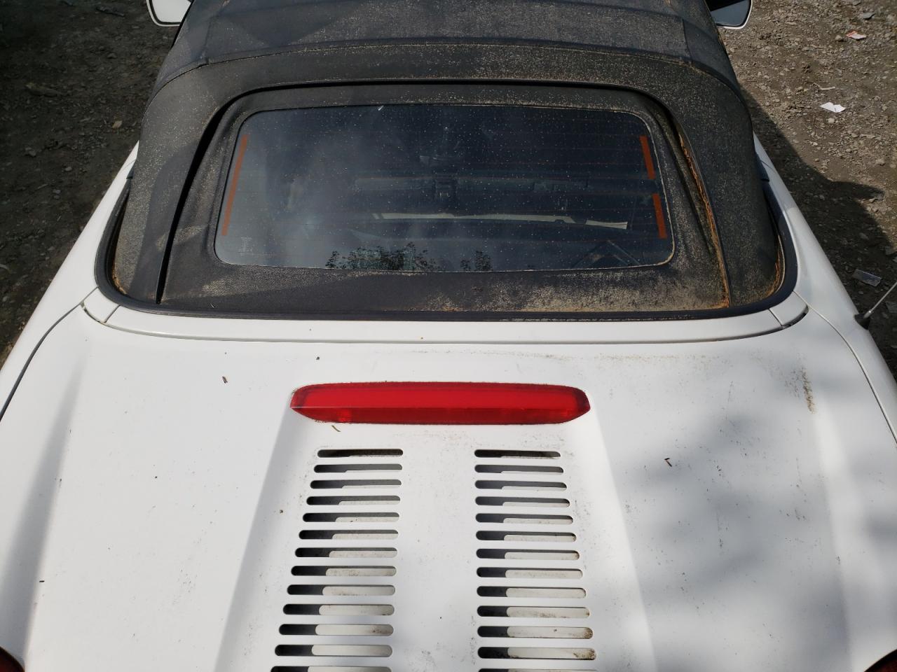 Photo 6 from auction – 2002 TOYOTA MR2 SPYDER with VIN JTDFR320X20048090