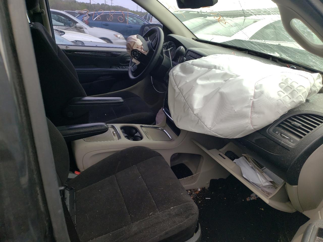 Photo 19 from auction – 2012 DODGE GRAND CARA with VIN 2C4RDGCG0CR333161