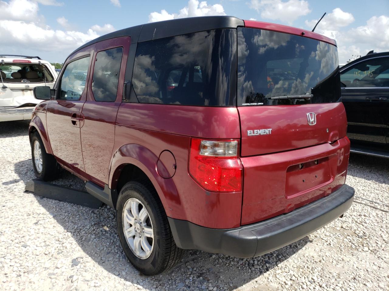 Photo 3 from auction – 2006 HONDA ELEMENT EX with VIN 5J6YH28766L018397